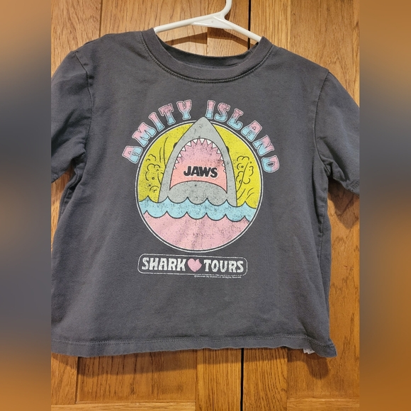 Gap Kids Short Length Shark T-shirt S 6/7 - Picture 1 of 6